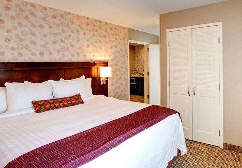 Courtyard Keene Downtown Kamer foto